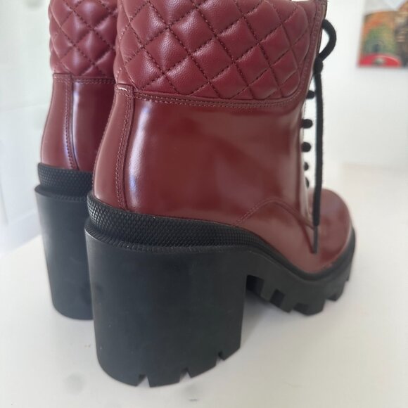 Gucci Red Quilted Lace Up Ankle Combat Boots NEW - Picture 9 of 14